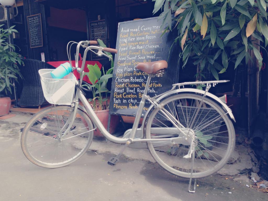 White River II Hostel Phnom Penh Zewnętrze zdjęcie