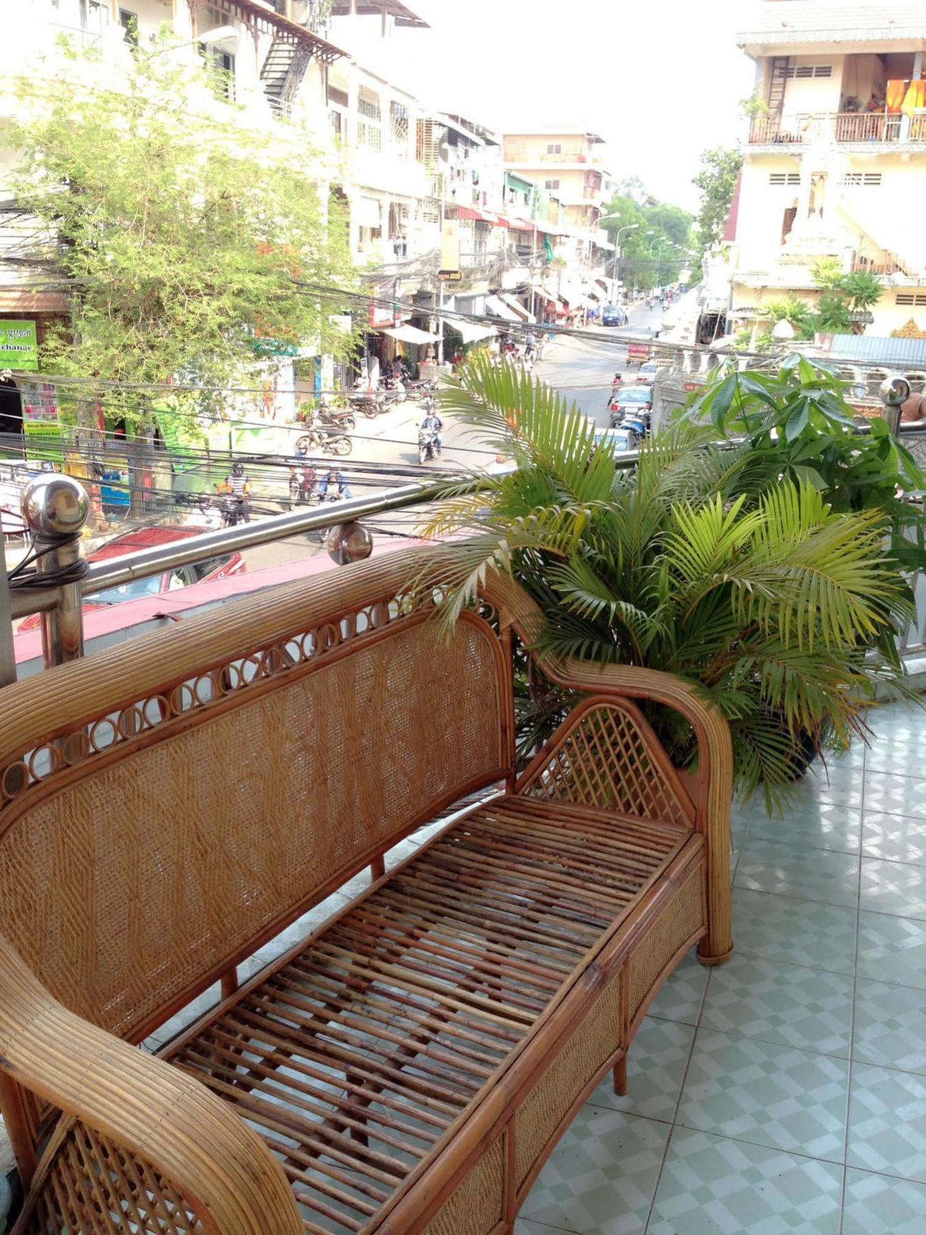 White River II Hostel Phnom Penh Zewnętrze zdjęcie